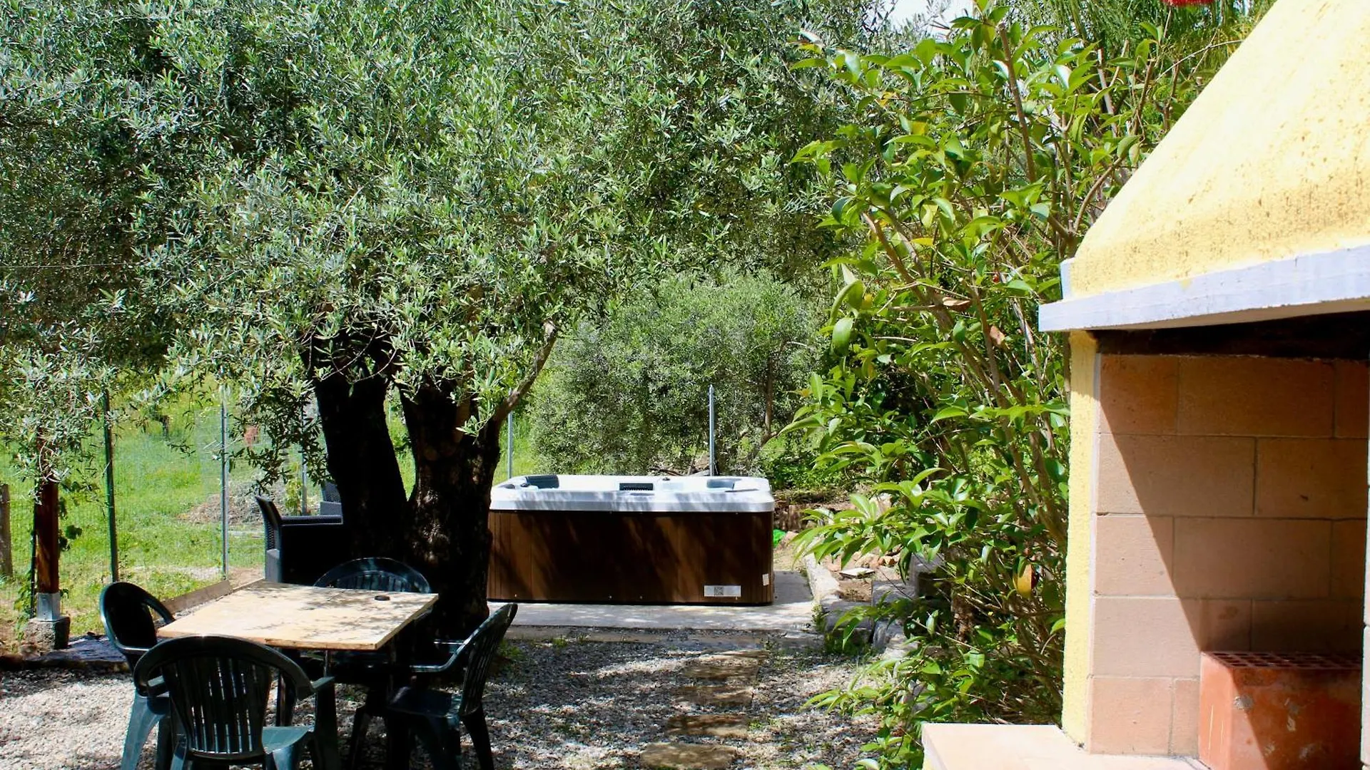 Villa Pelau - Holiday Home Jerzu Italy