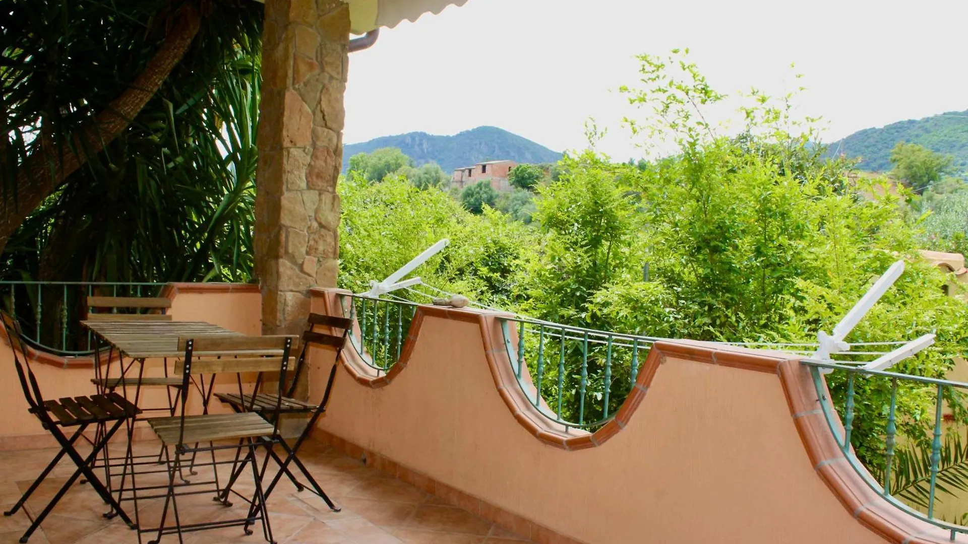 Villa Pelau - Holiday Home Jerzu